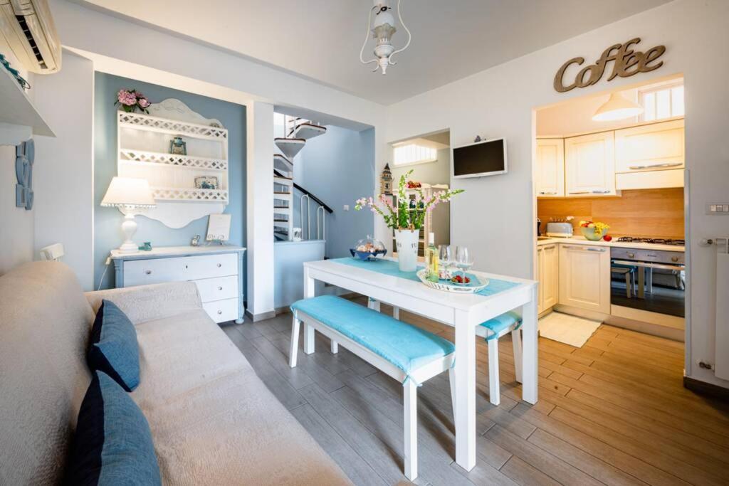 Aroma Di Naxos Apartment Джардини-Наксос Экстерьер фото